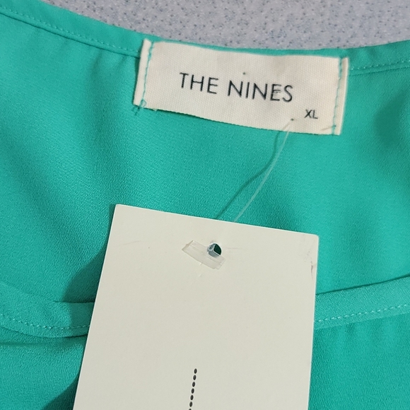 🆕️ The Nines Sheer Long Sleeve - Picture 5 of 6